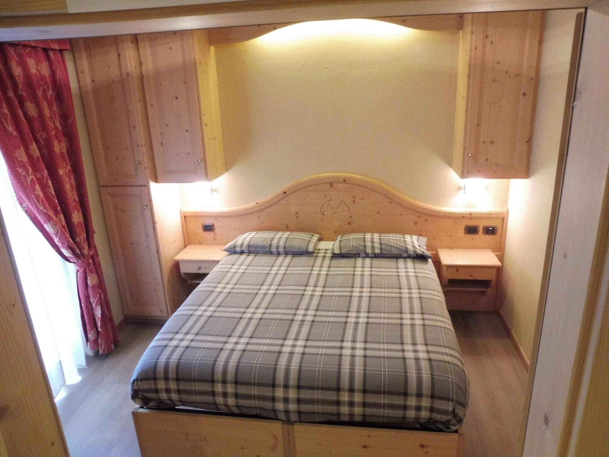 Hotel Valeria Livigno Exterior photo