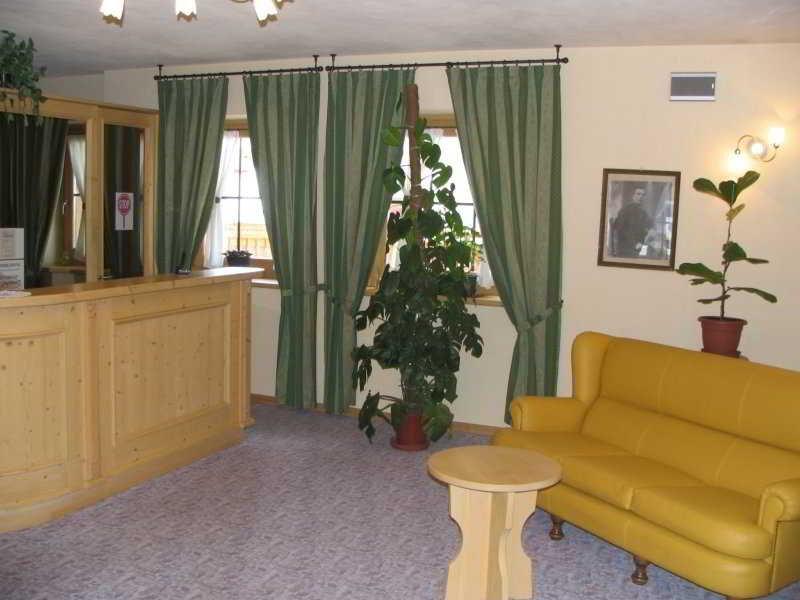 Hotel Valeria Livigno Exterior photo
