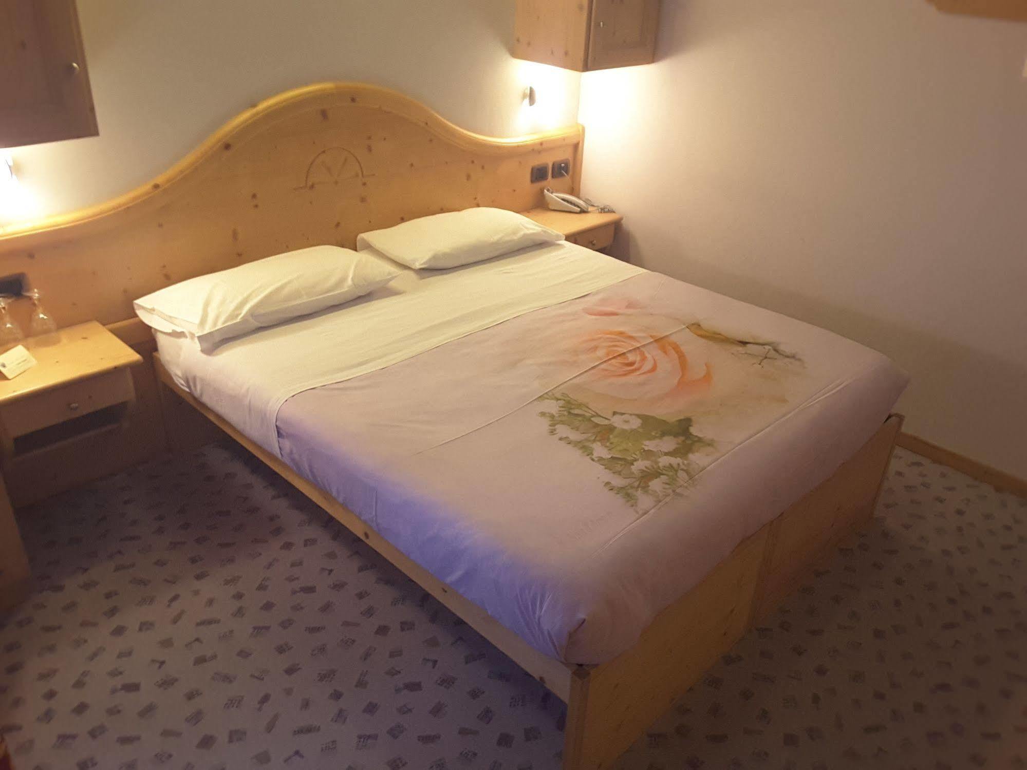 Hotel Valeria Livigno Exterior photo