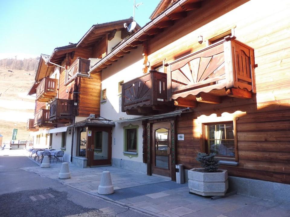 Hotel Valeria Livigno Exterior photo