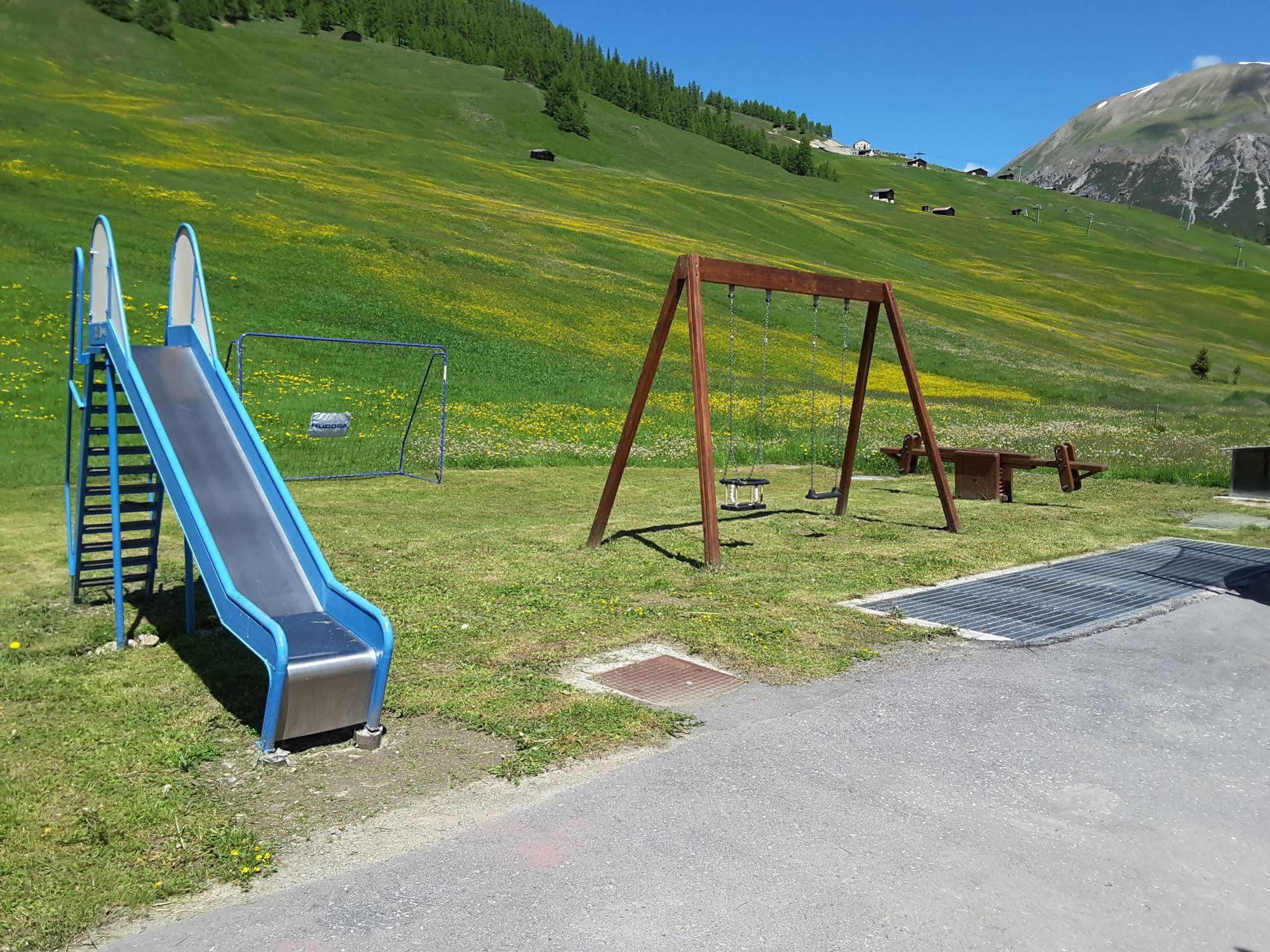 Hotel Valeria Livigno Exterior photo
