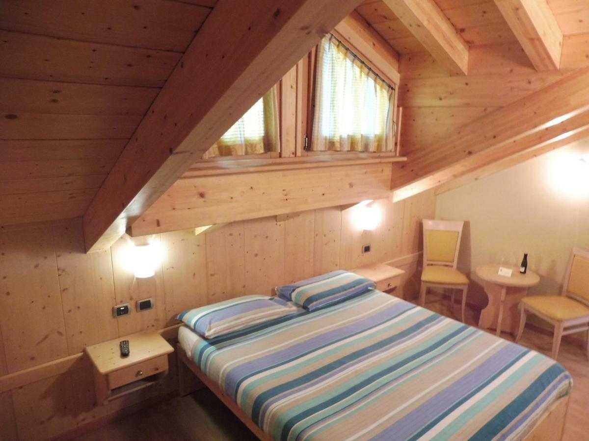 Hotel Valeria Livigno Exterior photo